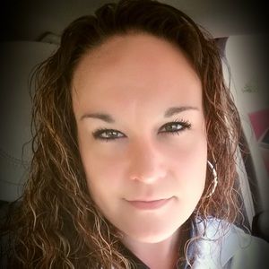 Meet your Posher, Hailey